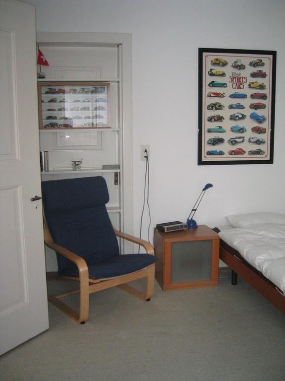 B&B Schlettstadterstrasse Базел Екстериор снимка